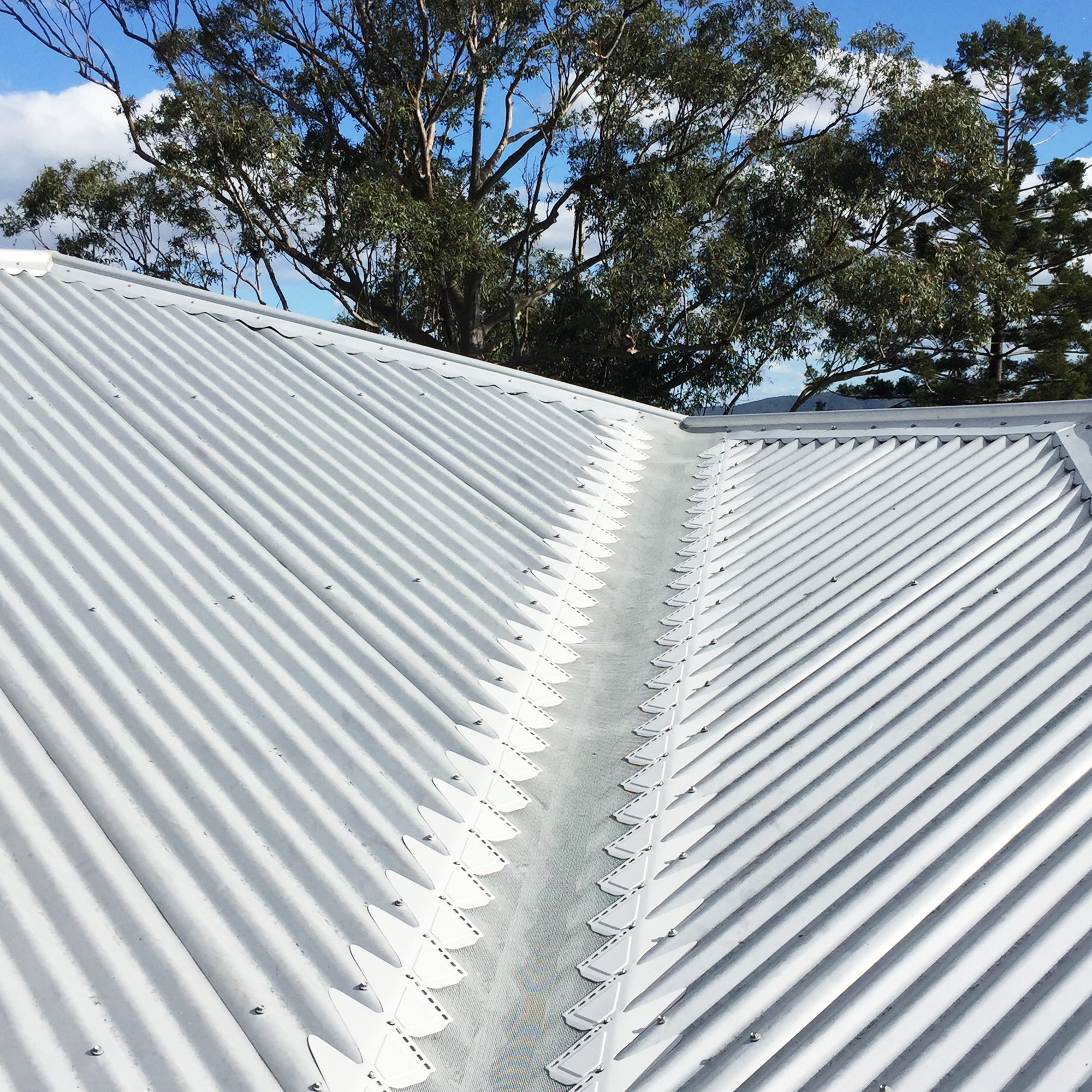 BMM Steel 2mm Corro Flashed Valley Roll (600mm wide) – Blue Mountain Co AU